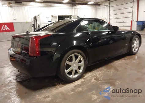 2004 Cadillac Xlr Standard z USA, uszkodzony, nr VIN 1G6YV34A545602459